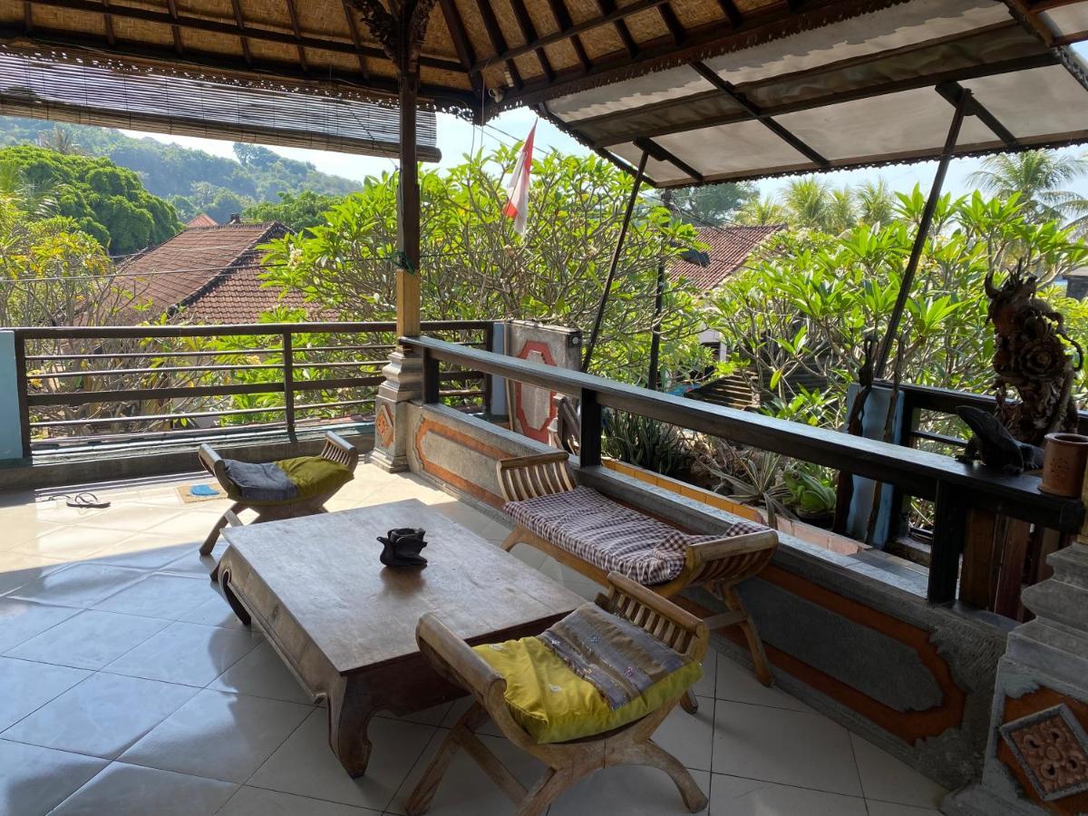 Kayuna Homestay Padang Bai Exterior foto