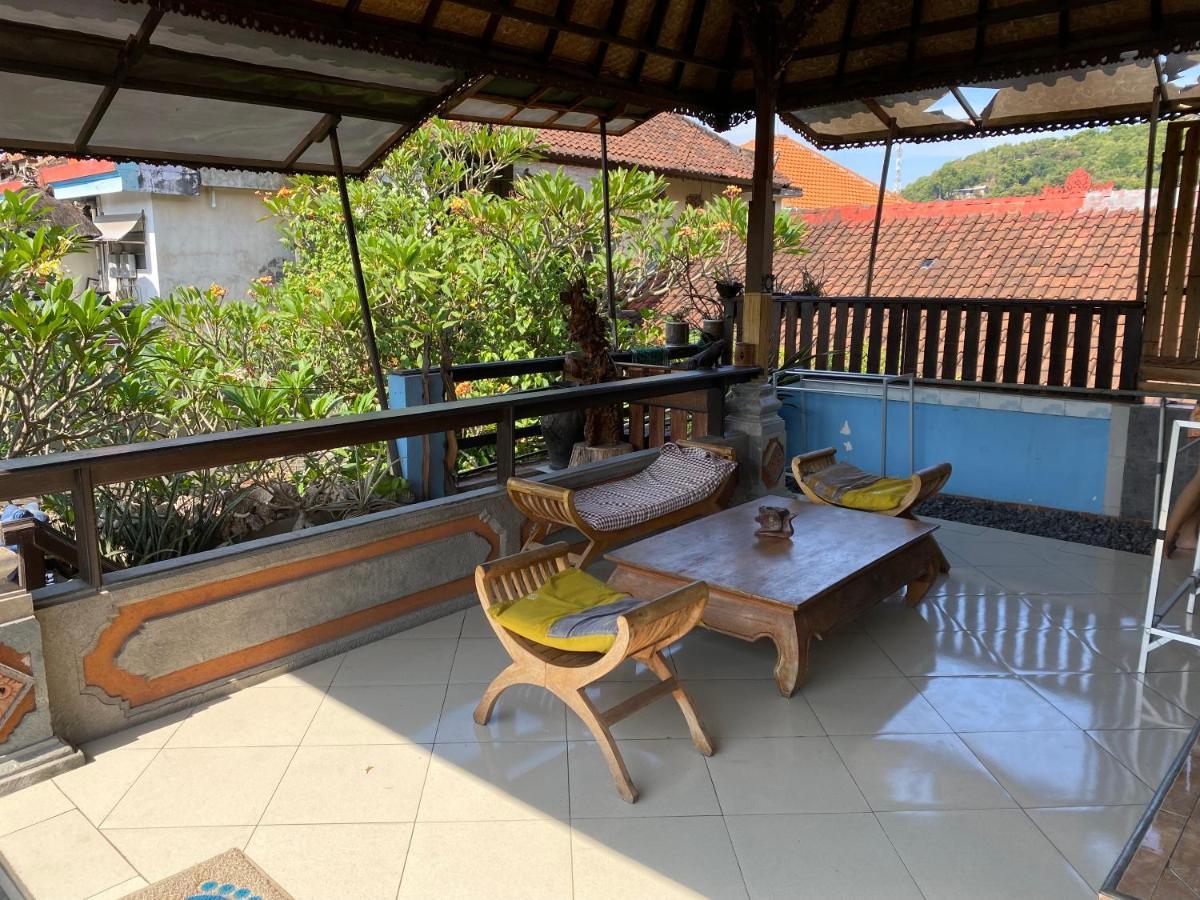 Kayuna Homestay Padang Bai Exterior foto